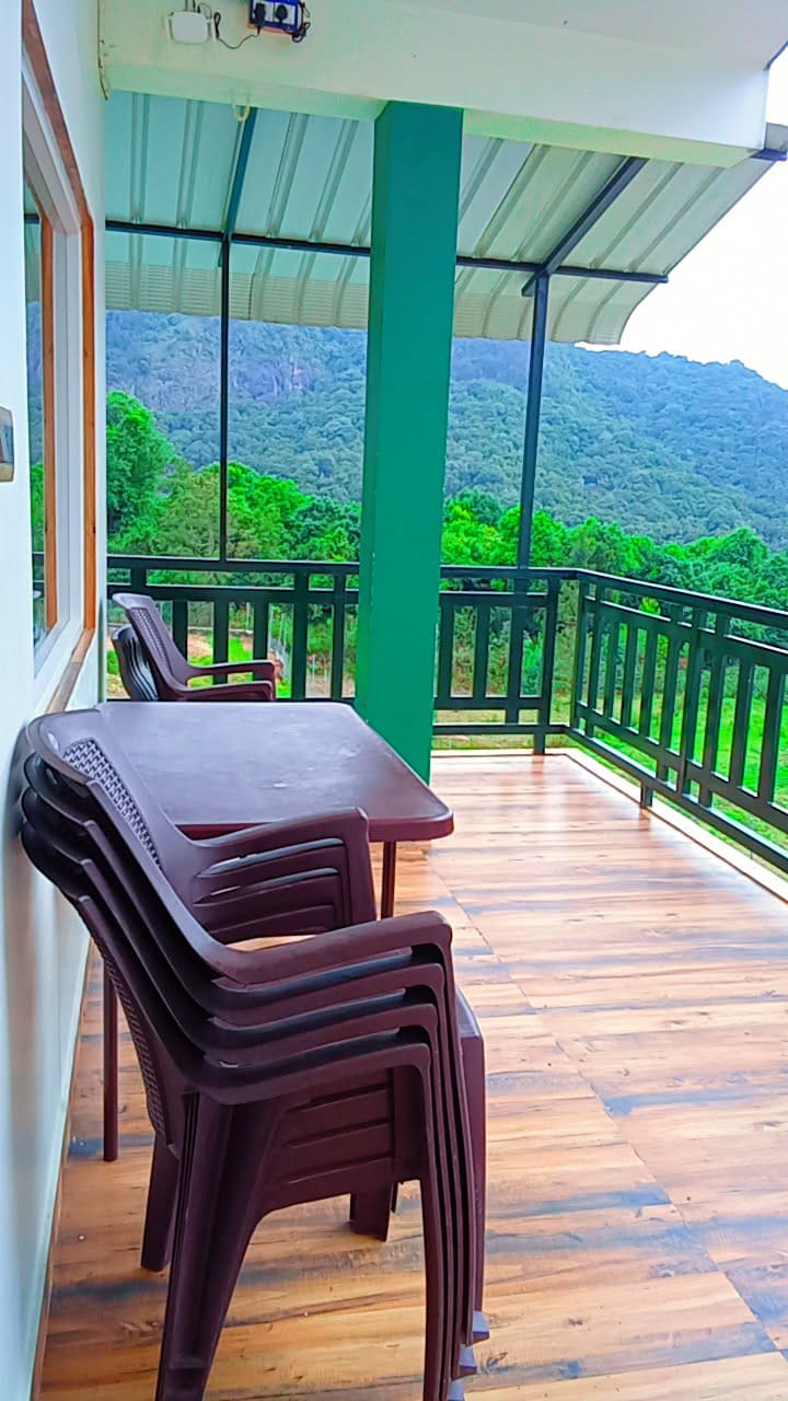 UC Eden Valley Kookal  - Luxury Rooms with Valley views